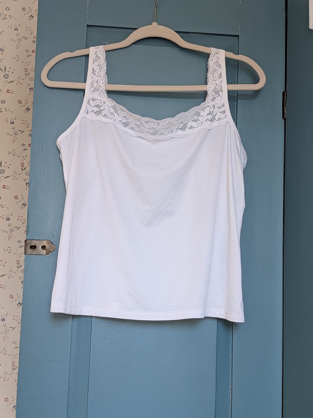 Vassarette White Lace Top Trim Camisole Tank 2XL Coquette Feminine Layer
